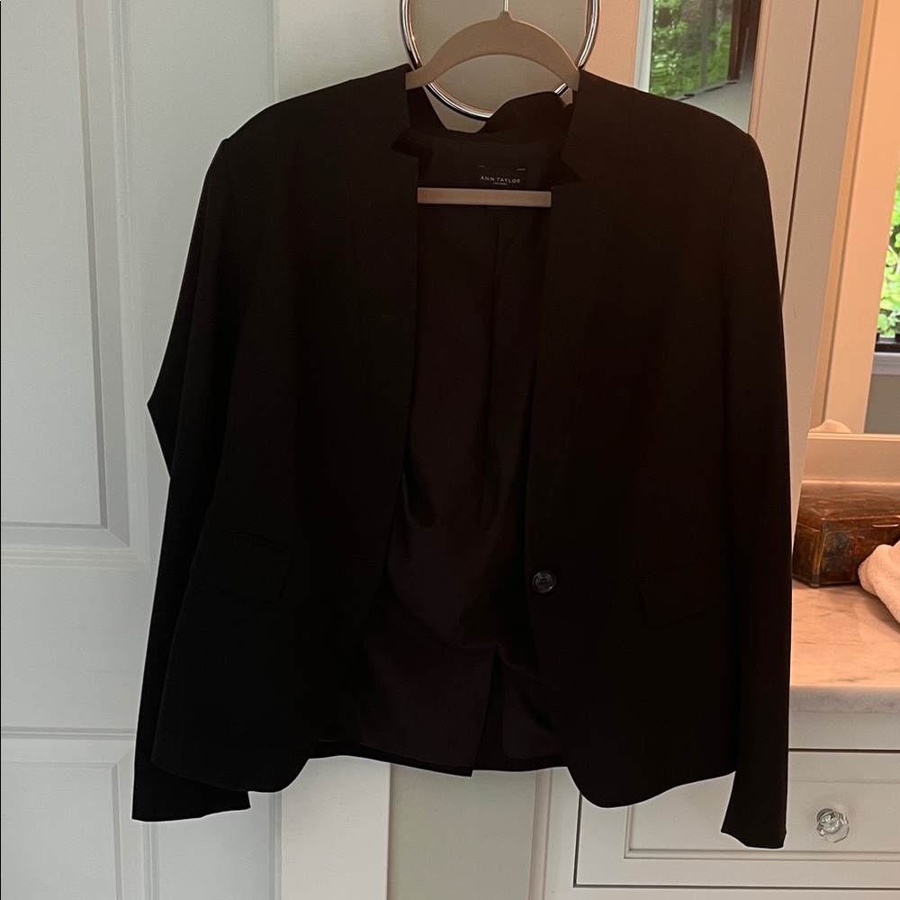Ann Taylor Classic Black Blazer
